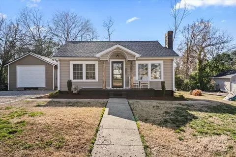 108 S Buckoak St, Stanley, NC 28164