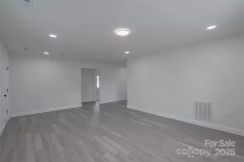 Living - 116 11th St, Spencer, NC 28159 photo 3 of 4