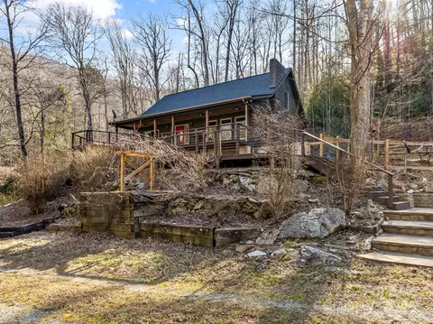 2773 Brigadoon Ln, Lenoir, NC 28645