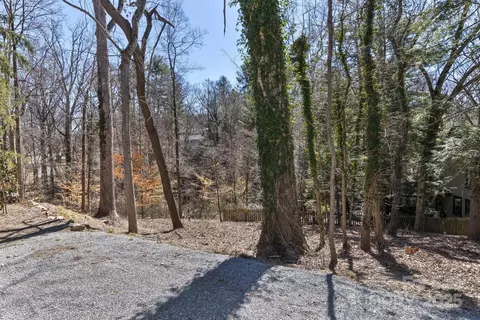 9999 Richard St, Asheville, NC 28803