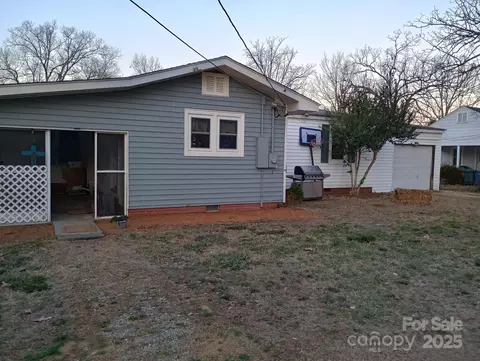1426 E Council St, Salisbury, NC 28146 photo 5