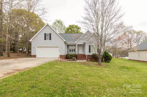 1200 Craig Ave, Lancaster, SC 29720