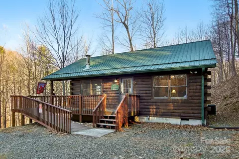 879 Bear Branch Rd, Mars Hill, NC 28754