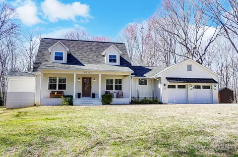 176 Chestnut Ln, Gastonia, NC 28052