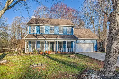 7326 Scarlet Runner Dr, Charlotte, NC 28215