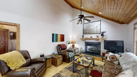 248 Quiet Cove Pl, Sylva, NC 28779 photo 10