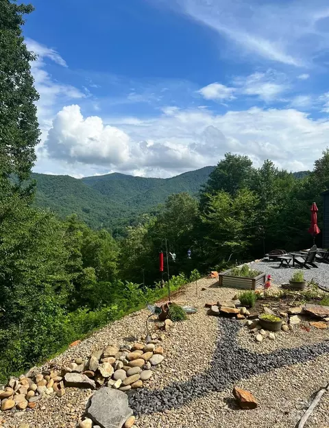 248 Quiet Cove Pl, Sylva, NC 28779 photo 4
