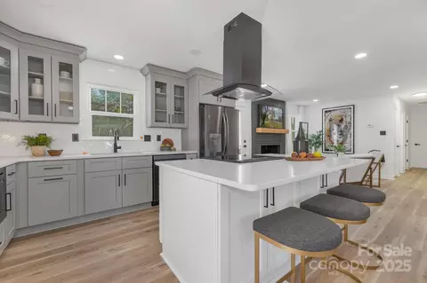 7215 Kilcullen Dr, Charlotte, NC 28270