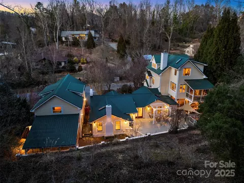 111 Spooks Branch Rd, Asheville, NC 28804