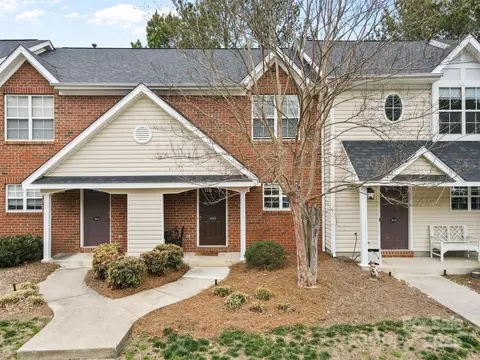 3643 Melrose Cottage Dr, Matthews, NC 28105