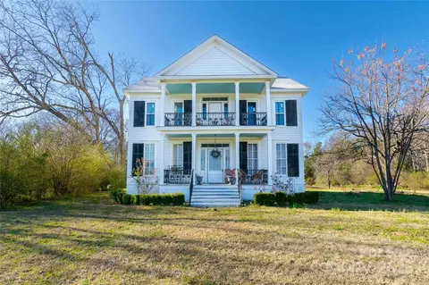 881 Saluda Rd, Chester, SC 29706