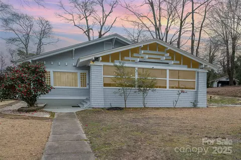 422 Lee Ave, Wadesboro, NC 28170