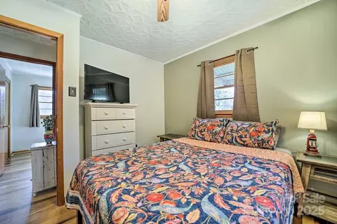 Bedroom - 1152 S River Rd, Sylva, NC 28779 photo 3 of 3