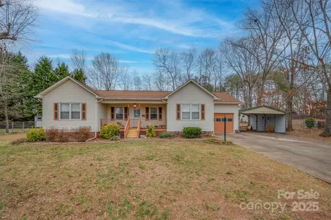 288 Asheland Dr, Ellenboro, NC 28040