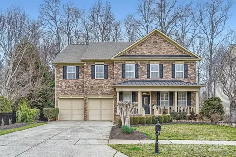 1005 Forbishire Dr, Matthews, NC 28104