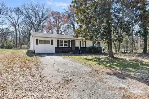 629 Johns Ln, Gastonia, NC 28052
