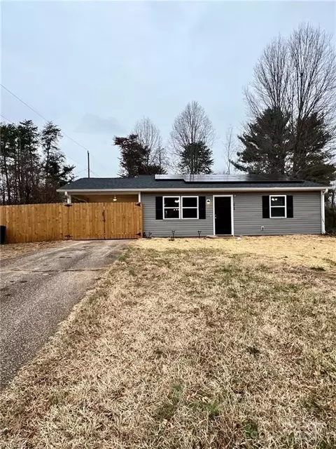 1618 Withersea Ln, Reidsville, NC 27320