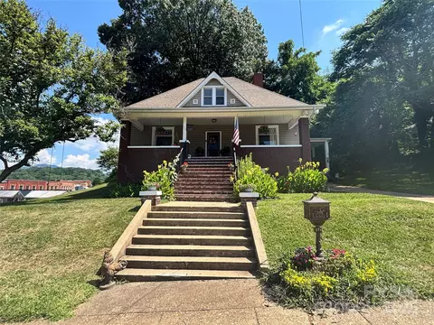 173 Academy St, Canton, NC 28716