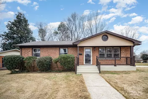 5310 Myrica Ln, Charlotte, NC 28213