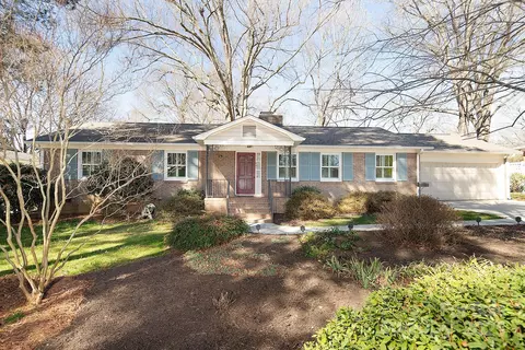 421 Blairmore Dr, Charlotte, NC 28211