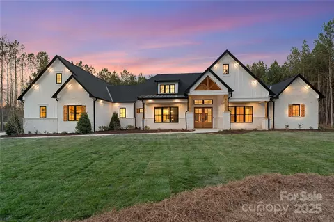 515 Deanne Dr, Rock Hill, SC 29730