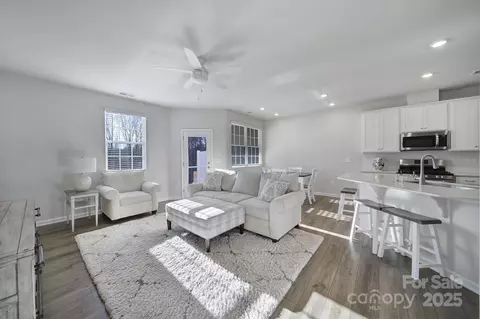 7006 Everly Commons Ln, Tega Cay, SC 29708 photo 8