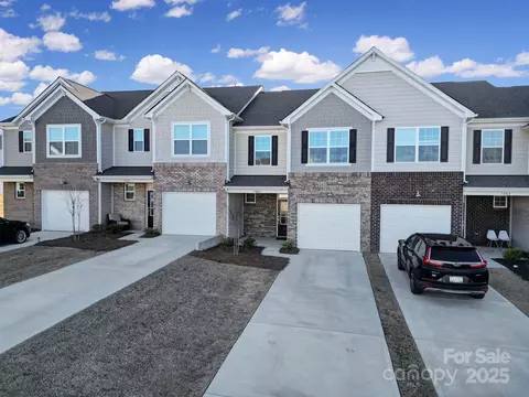 7006 Everly Commons Ln, Tega Cay, SC 29708 photo 1