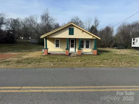 196 School St, Peachland, NC 28133