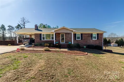 932 Long Branch Rd, Grover, NC 28073