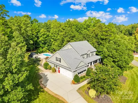 View/Area - 174 Logan Crossing Dr, Davidson, NC 28036 photo 1 of 2