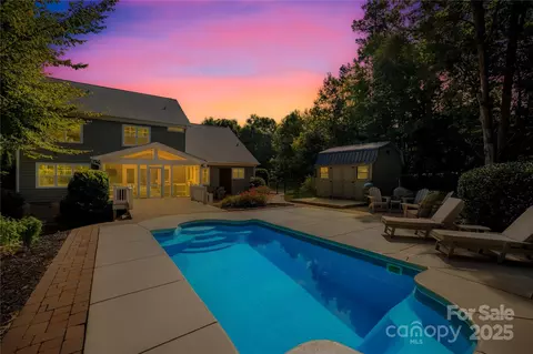 Exterior - 174 Logan Crossing Dr, Davidson, NC 28036 photo 1 of 9