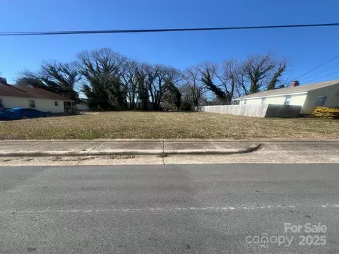 424 SW 2nd 20 St #20, Hickory, NC 28602