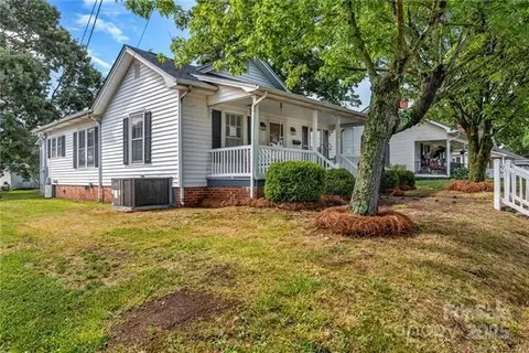 1006 N Ridge Ave, Kannapolis, NC 28083