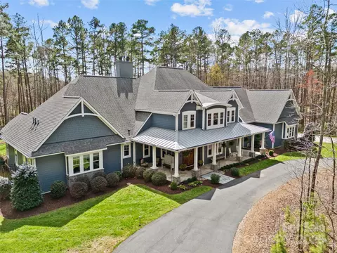 2615 Farm House Ln, Monroe, NC 28110