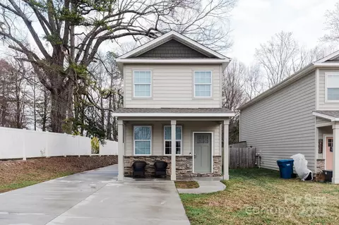 1766 15th Street Ne Pl NE, Hickory, NC 28601