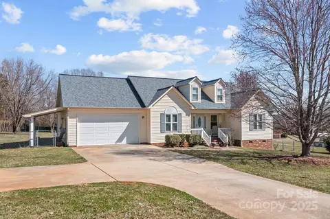 111 Lynnette Dr, Mount Ulla, NC 28125 photo 3