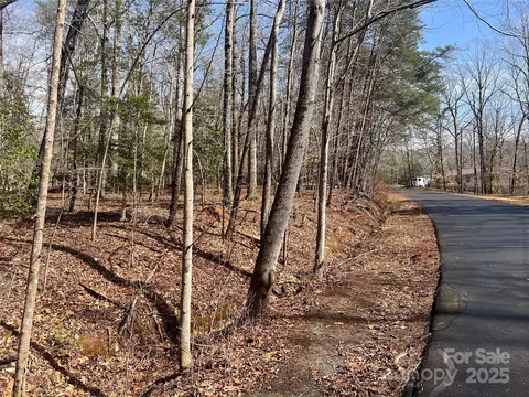 214 Tamarind Dr, Troy, NC 27371