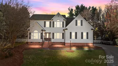 1509 Orange Hill Ct, Gastonia, NC 28056