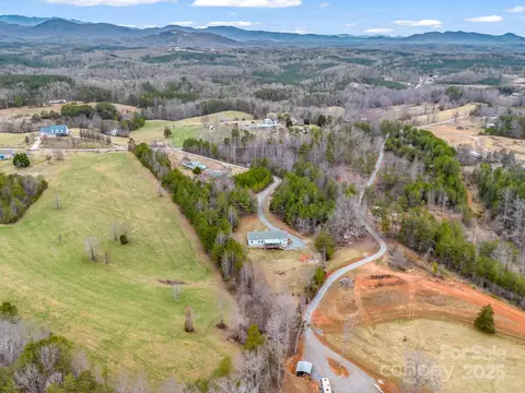 135 Dakota Hill Ln, Mill Spring, NC 28756 photo 30