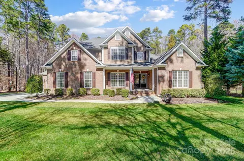 5601 Turkey Oak Dr, Mint Hill, NC 28227