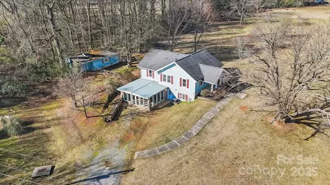 6202 Randy Dr, Charlotte, NC 28215