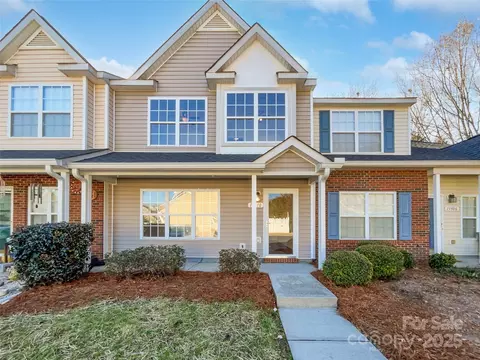13510 Tranters Creek Ln, Charlotte, NC 28273