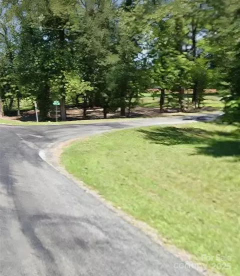 9713 Blossom Dr, Concord, NC 28025