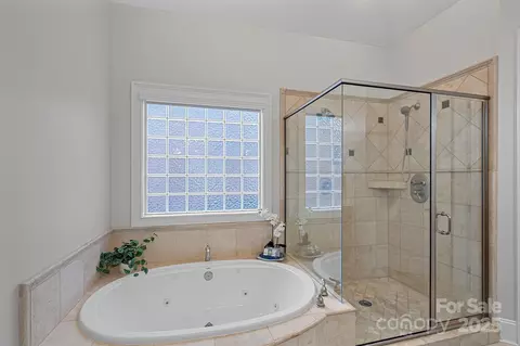Bath - 13500 Robert Walker Dr, Davidson, NC 28036 photo 4 of 7