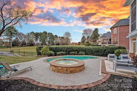 Exterior - 13500 Robert Walker Dr, Davidson, NC 28036 photo 5 of 7