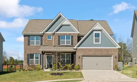 5585 Zeeland Ln, Fort Mill, SC 29707