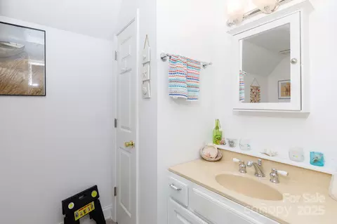 Bath - 3199 Harmony Rd, Catawba, SC 29704 photo 3 of 6