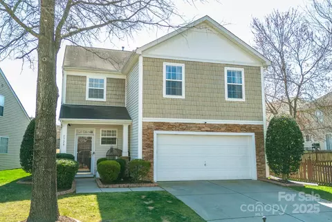 4729 Abercromby St, Charlotte, NC 28213