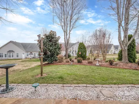 Exterior - 841 Platinum Dr, Fort Mill, SC 29708 photo 5 of 7