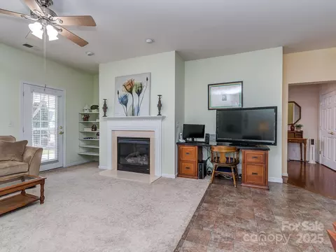 Living - 841 Platinum Dr, Fort Mill, SC 29708 photo 4 of 7